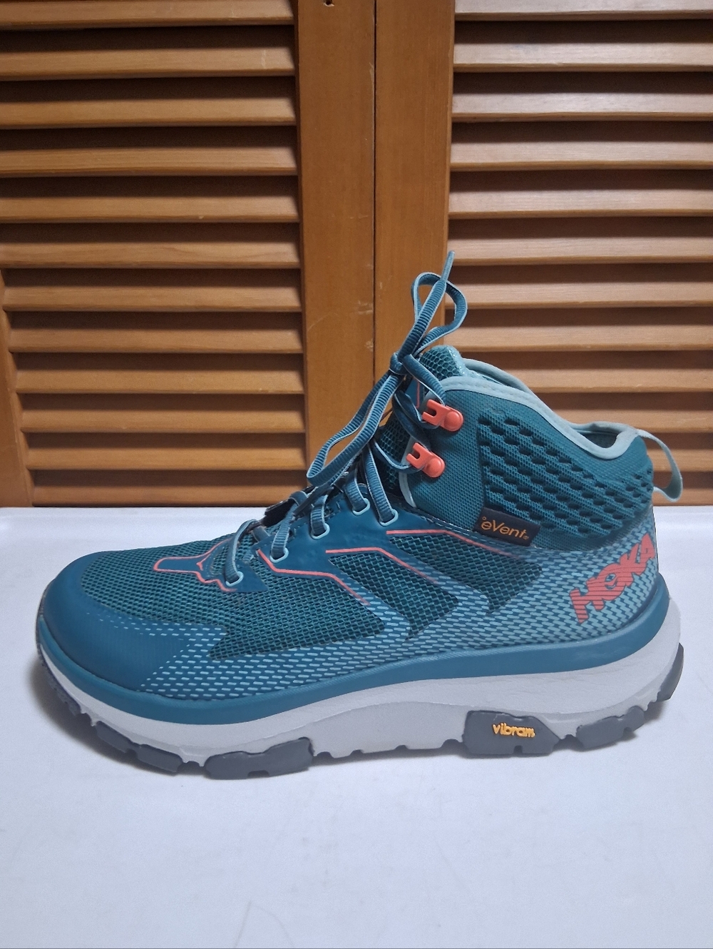 HOKA ONE ONE Sky Toa GTX Dragonfly/Aqua Womens Size 9 US Waterproof Hiking